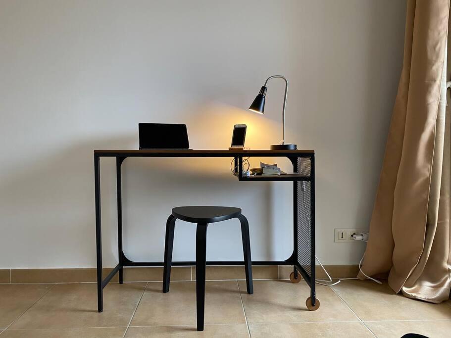 Akropole De Caroline, Central, Lumineux, Calme, Free Parking, Lift, 3 Beds Draguignan Bagian luar foto
